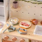 Robotime Robud - Classic Wooden Kitchen: Educational Pretend Play with Sliceable Fruits & Vegetables
